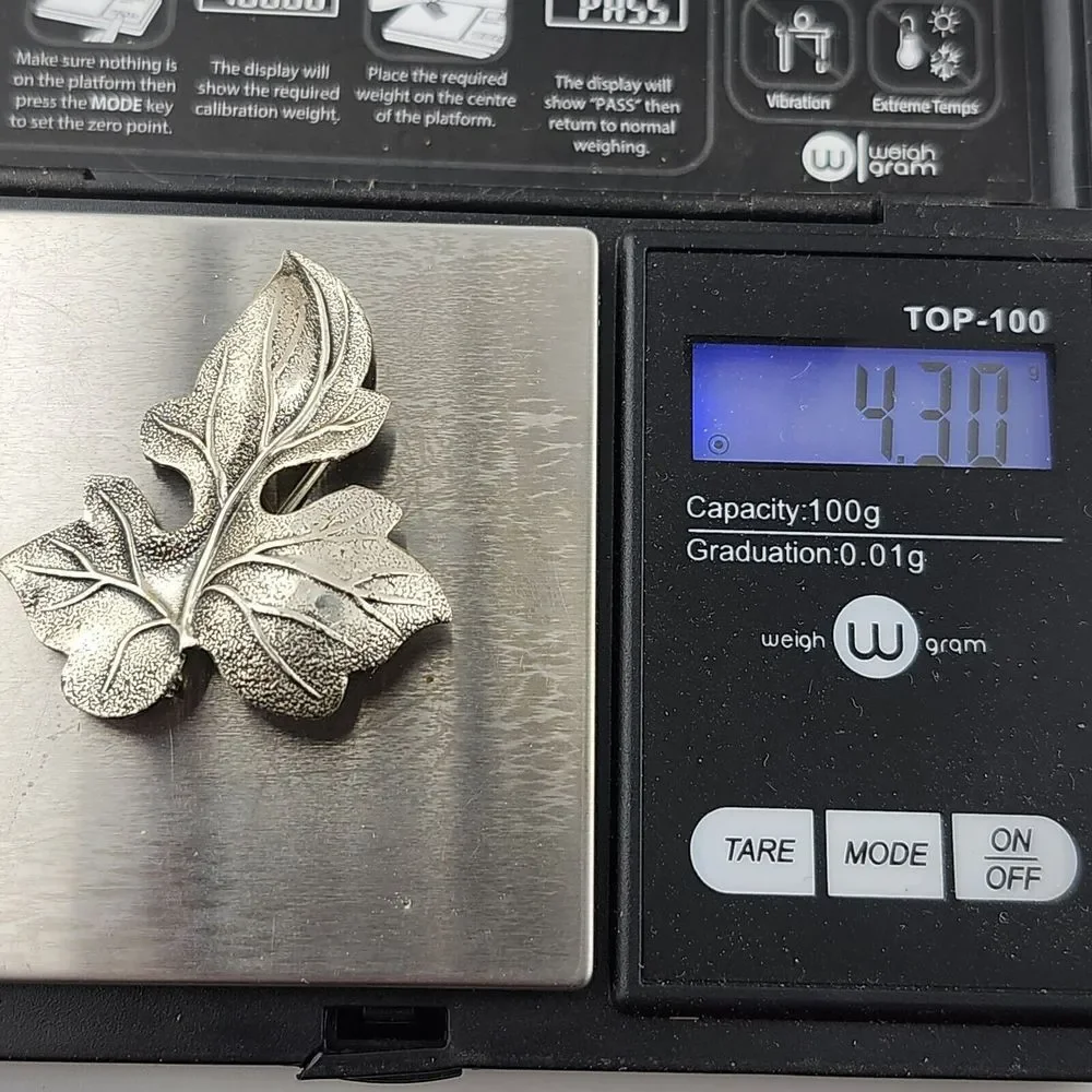 Vintage Sterling Leaf Brooch 925‎